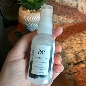 R+Co Dry Shampoo Mist